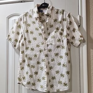 Old Navy Palm Tree Print Casual Shirt